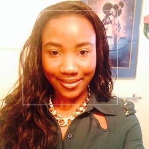 Meet your Posher, Lotoya